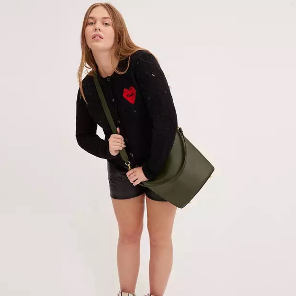 CH726 - Coach Dakota Bucket Bag - Picture 12 of 14
